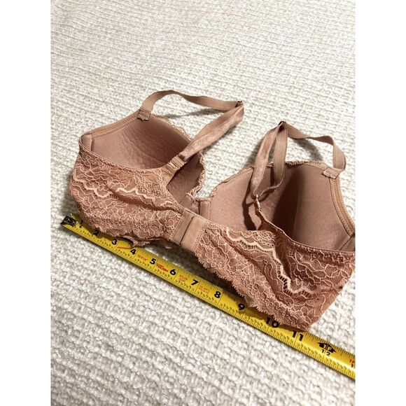 Victoria’s Secret 32DD Lace Bra Peach Nude Underwire Padded Sexy Everyday - Picture 4 of 7